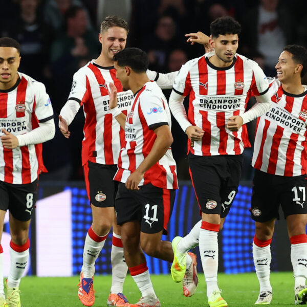 sergino-dest-ricardo-pepi-psv-vs-napoli-october-21-2025-credit-ciro-de-luca-zuma-press-wire-isiphotos